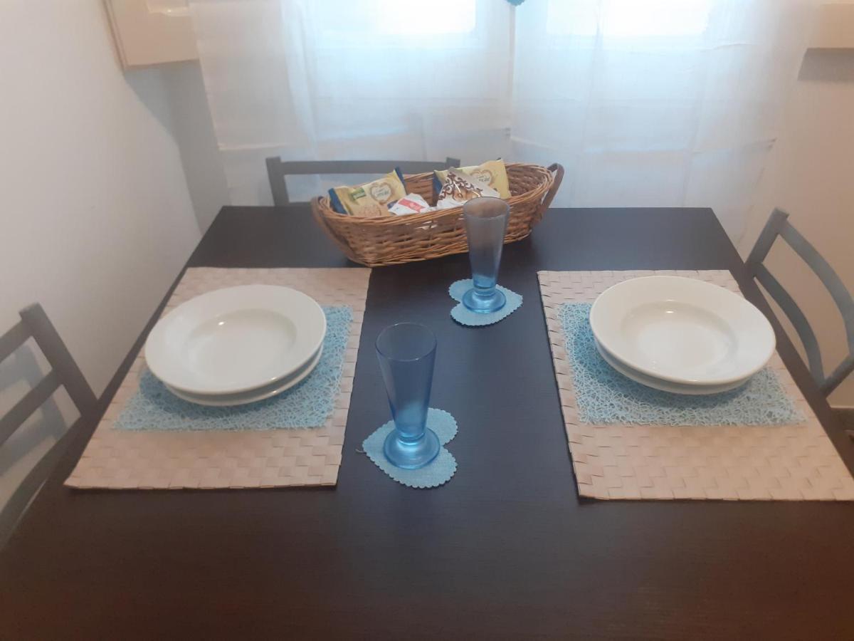 Antonia Jess Due Passi Dal Mare- Gessica Hh Apartment Монополи Екстериор снимка